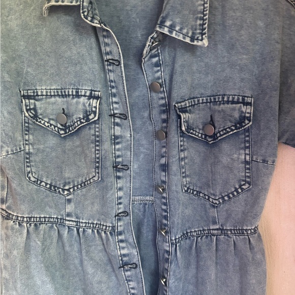 Denim Short Sleeve Dress - Picture 4 of 4